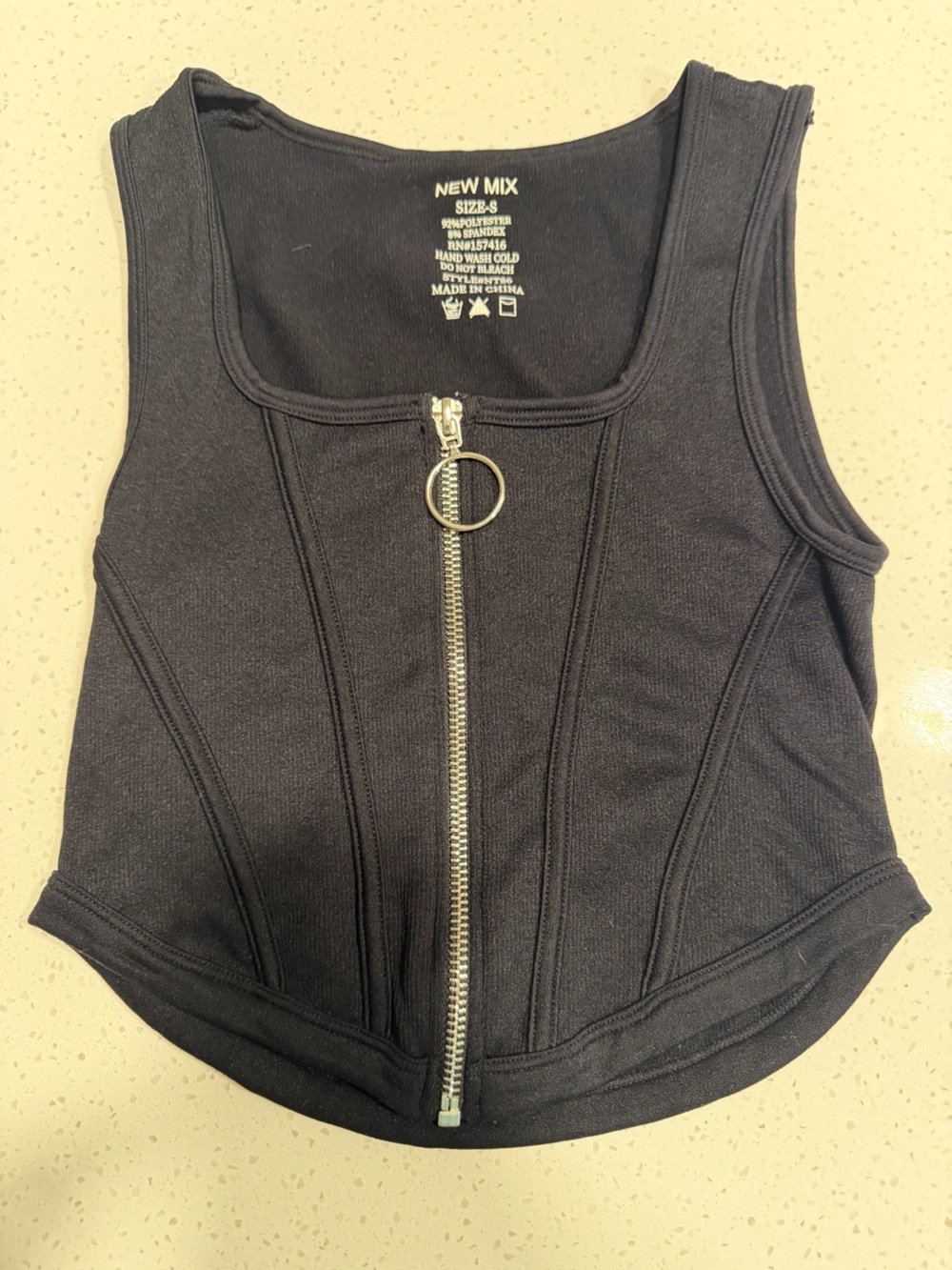Y2K Black Sleeveless Zip-Front Tank with Ring Pull